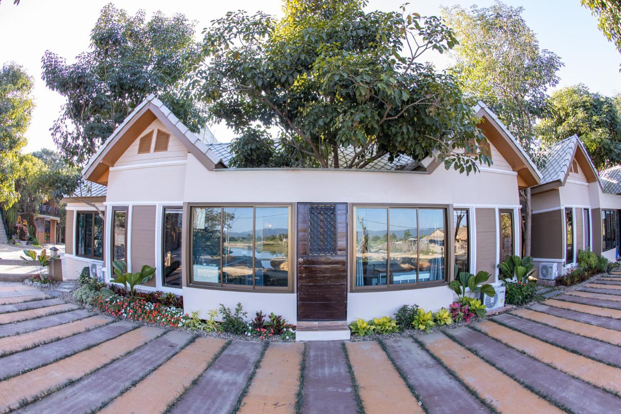 Mana-An Lake Hill Resort มานาอันเลคฮิลล์รีสอร์ต Chiang Mai Exterior foto